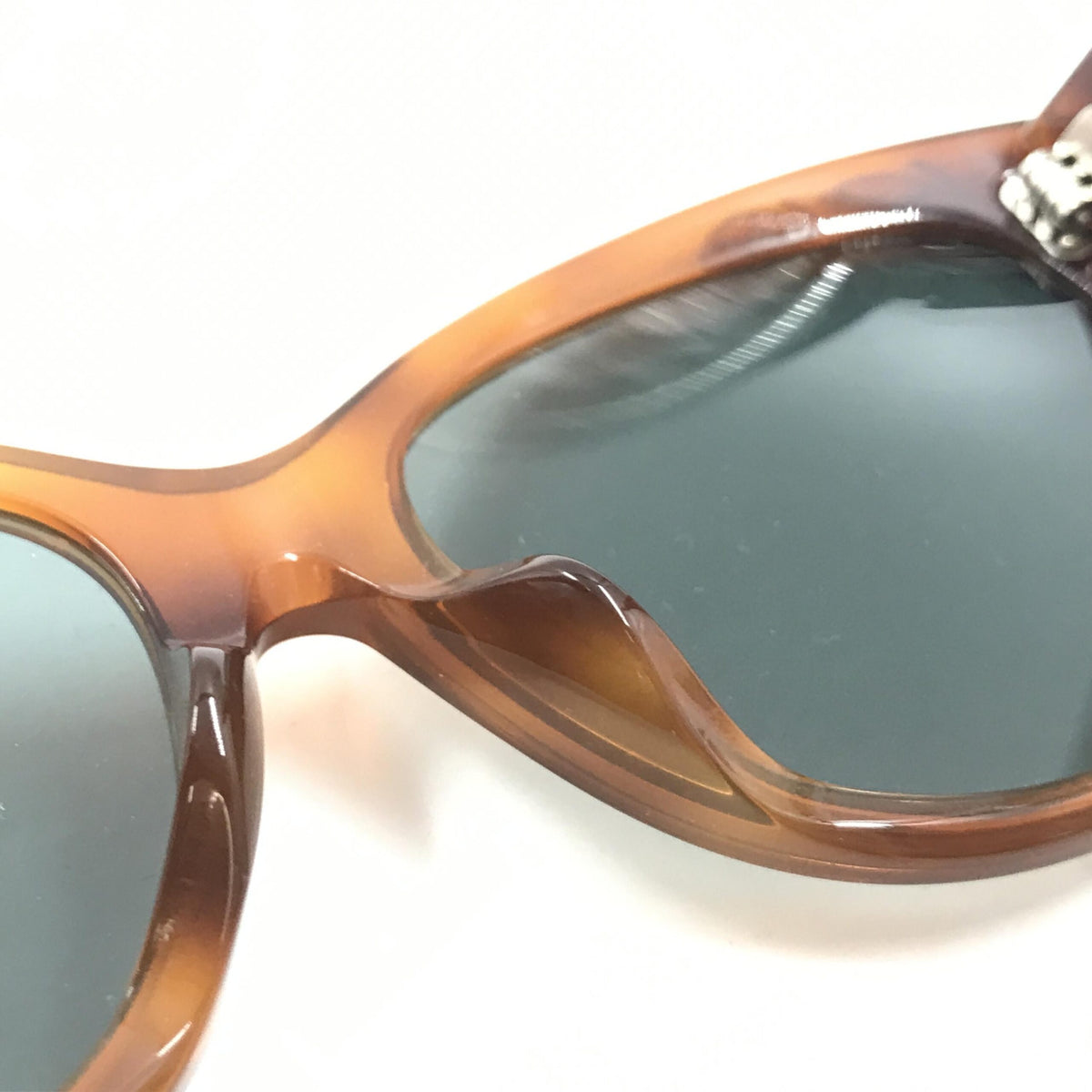 Gucci | Cat Eye Sunglasses With Tortoise Shell