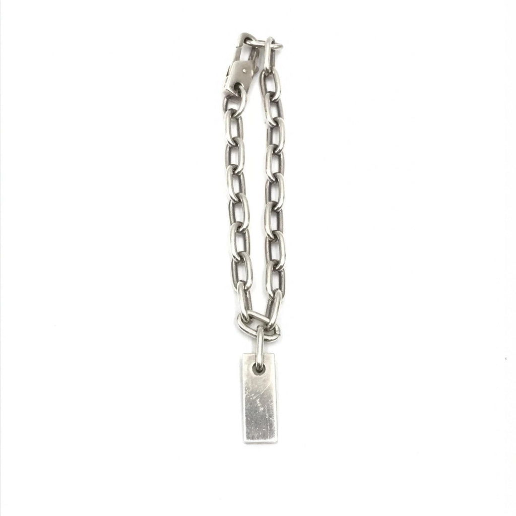 Gucci | Sterling Silver Logo Plate Chain Bracelet