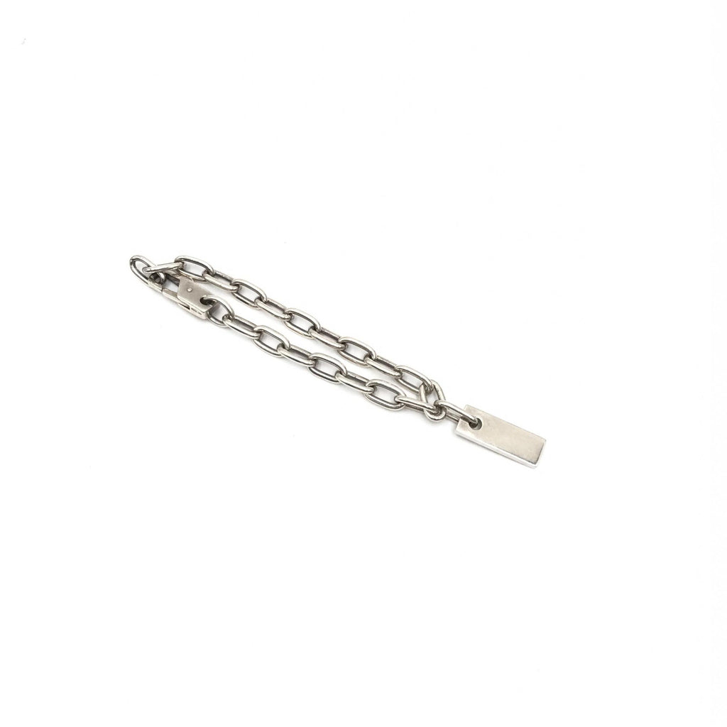 Gucci | Sterling Silver Logo Plate Chain Bracelet