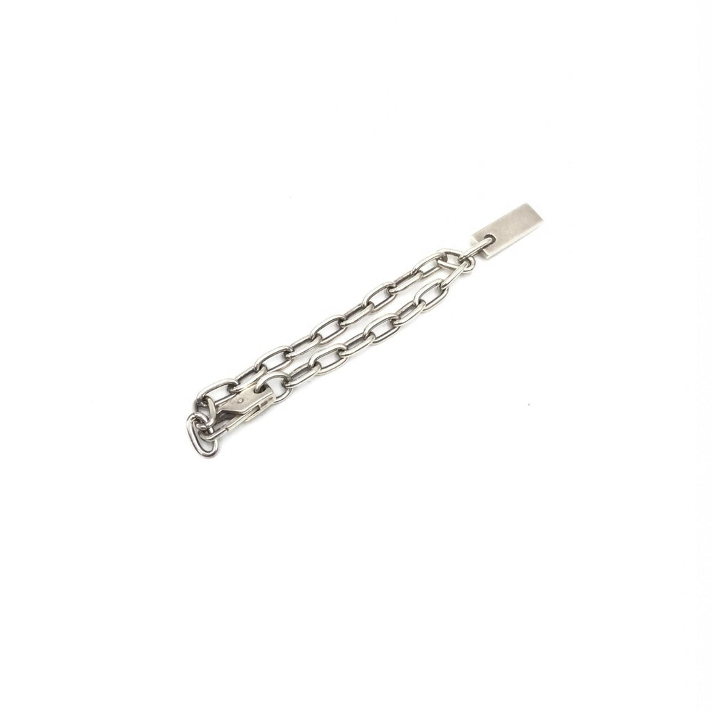 Gucci | Sterling Silver Logo Plate Chain Bracelet