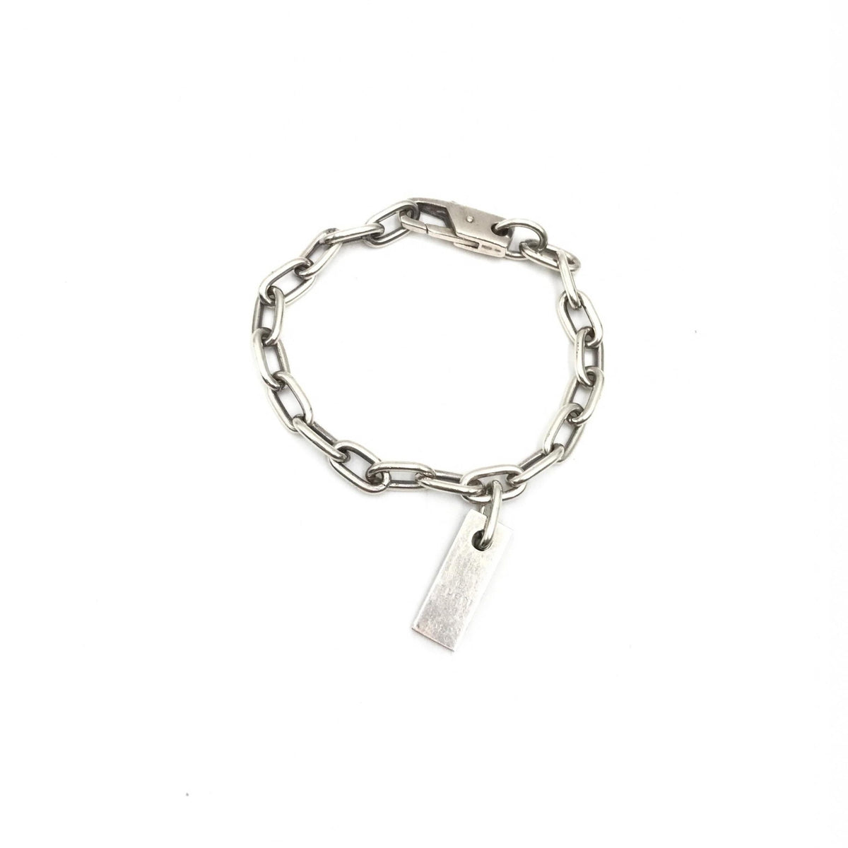 Gucci | Sterling Silver Logo Plate Chain Bracelet