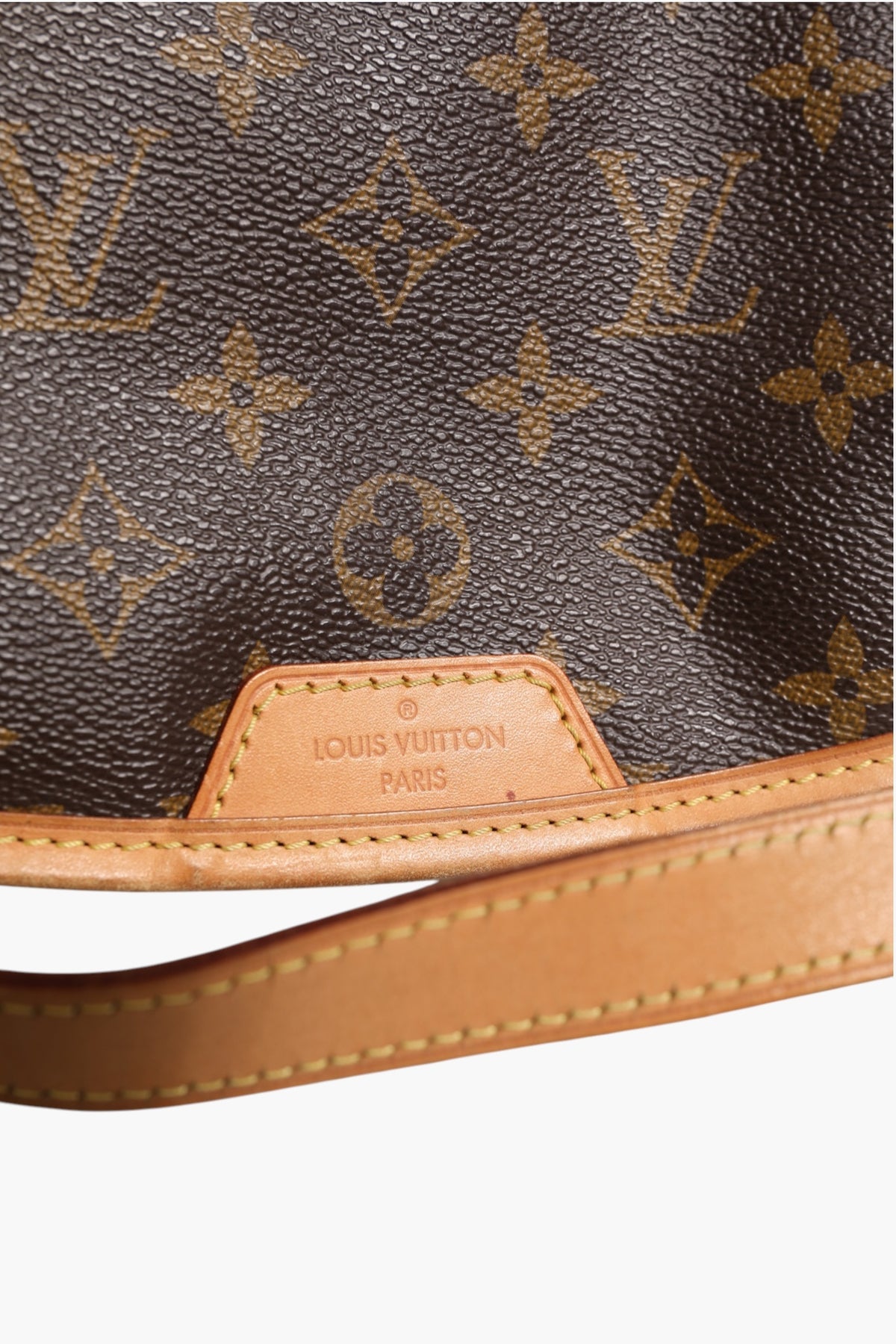 Louis Vuitton | Monogram Canvas Menilmontant MM
