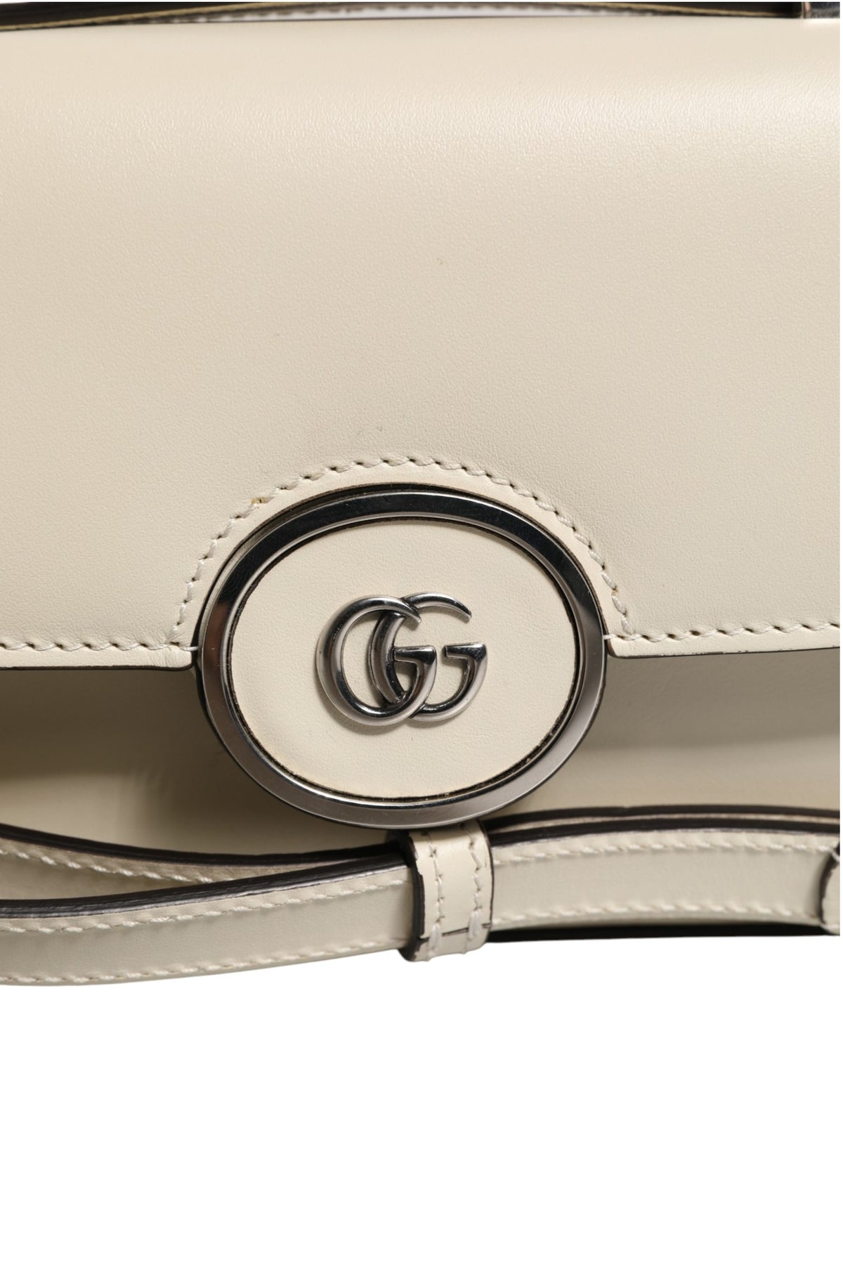 Gucci | Petite GG Flap Shoulder Bag