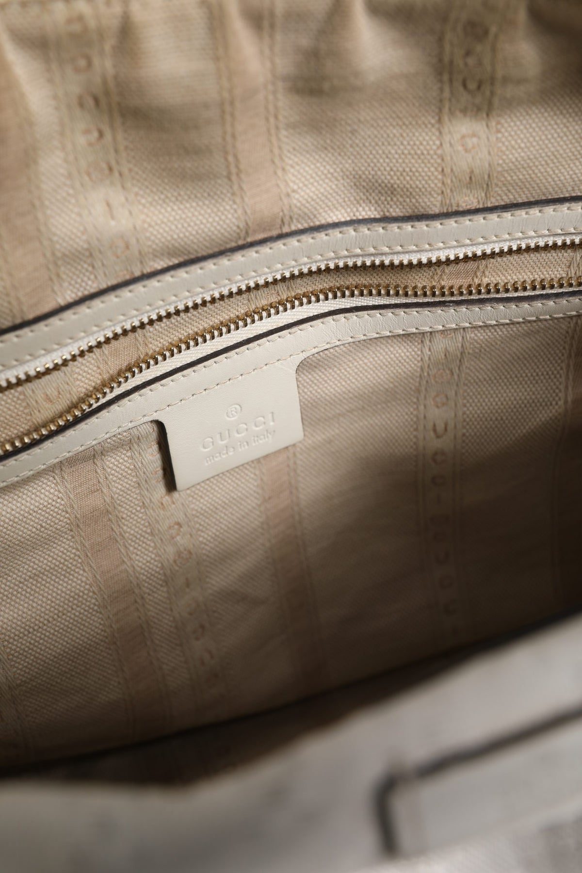 Gucci | Medium Diamante Leather Boston Bag