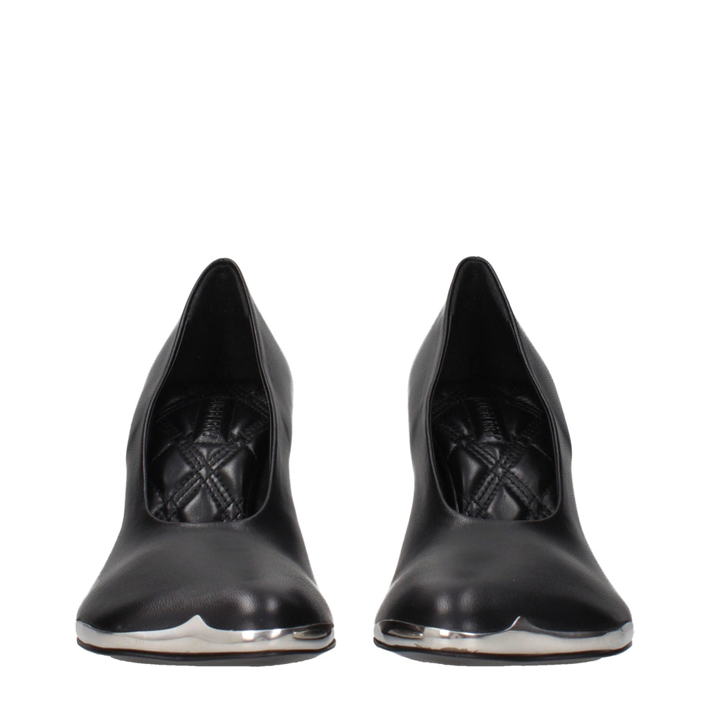 Burberry | Black Leather High Heel Pumps